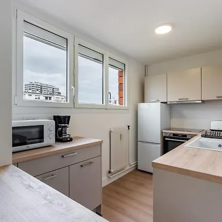 Le Chaleureux, 68M2, 6 Personnes, 3 Chambres, Avec Climatisation 公寓 *