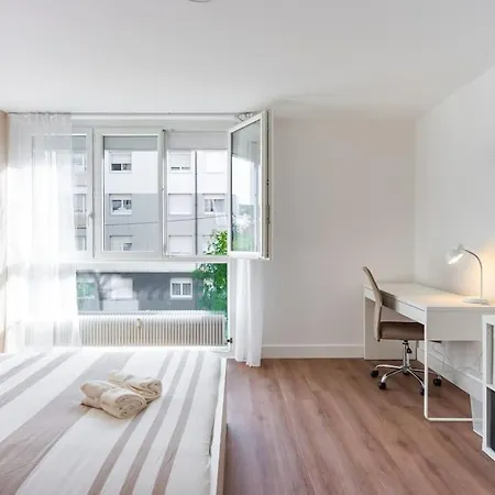 Le Chaleureux, 68M2, 6 Personnes, 3 Chambres, Avec Climatisation 南锡