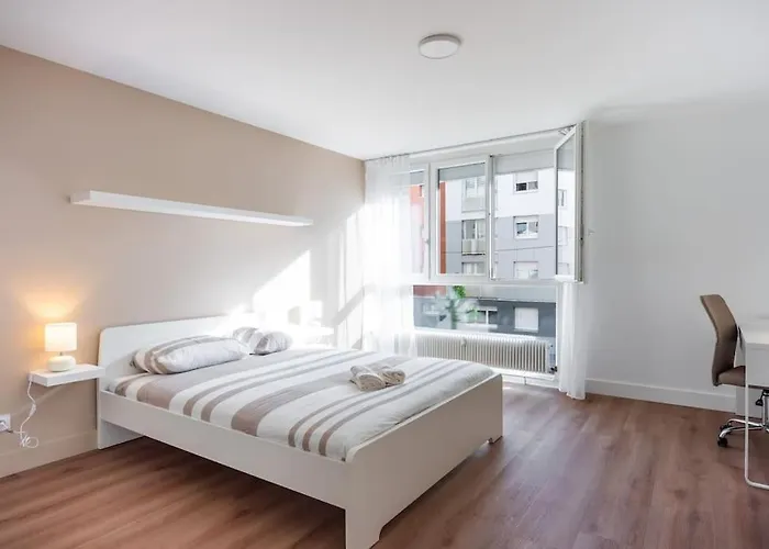 Le Chaleureux, Fraichement Renove Apartament